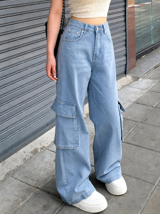 ICE-BLUE CARGO JEANS
