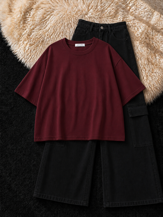 MAROON DROP SHOULDER T-SHIRT & BLACK CARGO JEANS